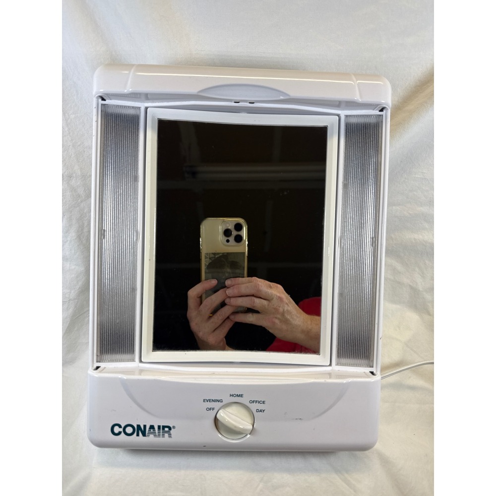 Conair Lighted Makeup Mirror White 4 Settings Evening Home Office Day Vintage